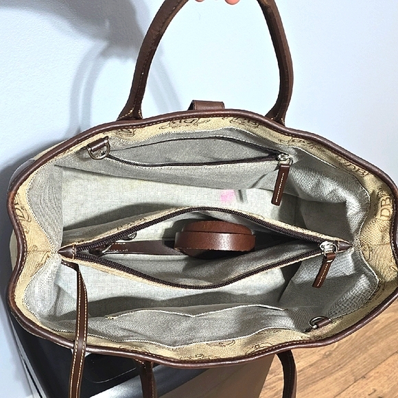 VINTAGE Dooney & Bourke Beige and Dark Brown Tote Large Capacity - Picture 9 of 17